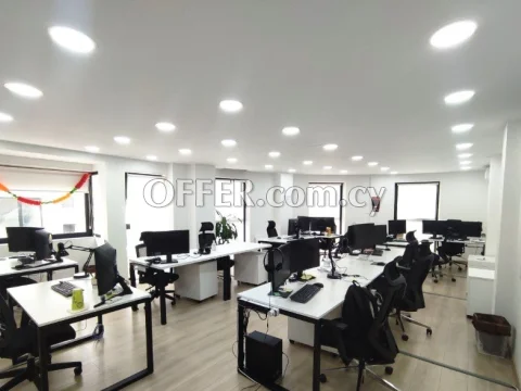 Whole Office Building in Old Town - Main Photo