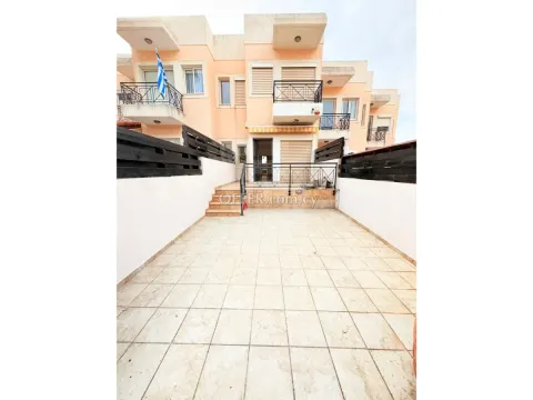 Investment opportunity for a 2bd maisonette next to the beach - 4