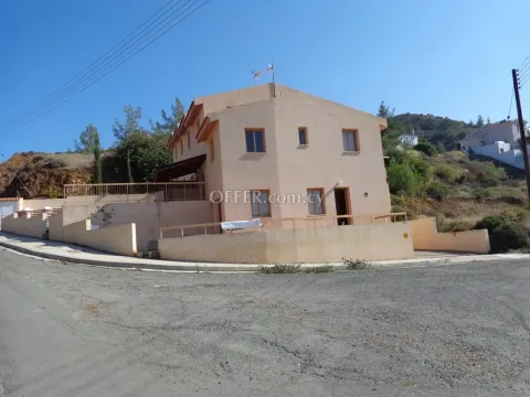 2-bedroom Maisonette (end) 60 sqm in Evrychou - 12