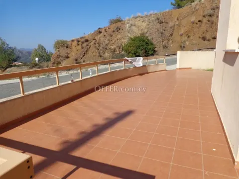2-bedroom Maisonette (end) 60 sqm in Evrychou - 9
