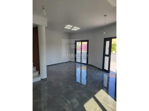Three bedroom semi detach house for sale in Asomatos. - 4