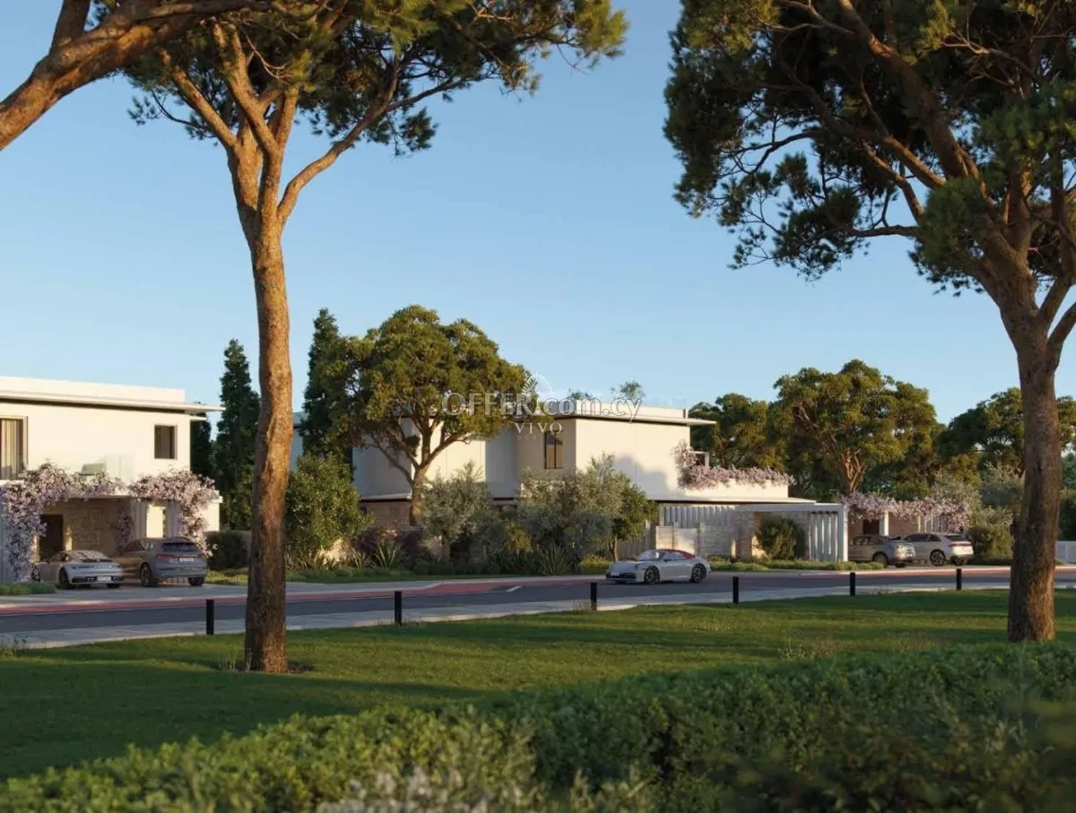LUXURIOUS 5 BEDROOM VILLA IN A GOLF RESORT IN ZAKAKI AREA - 2