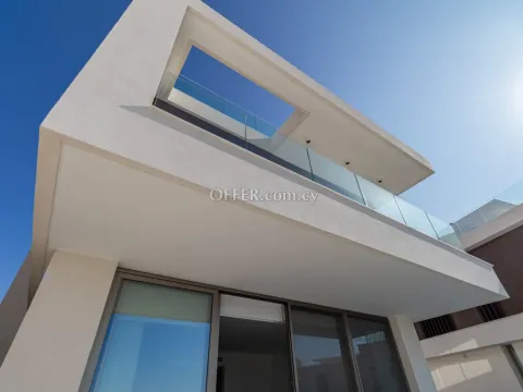 5 bed house for sale in Kissonerga Pafos
