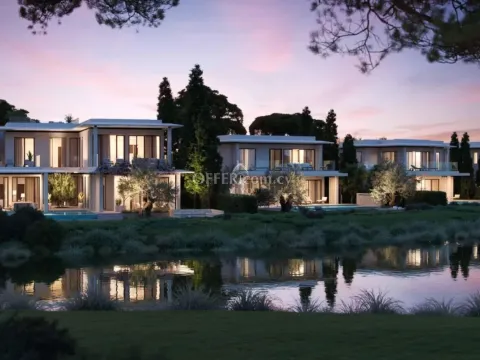 LUXURIOUS 5 BEDROOM VILLA IN A GOLF RESORT IN ZAKAKI AREA - Main Photo