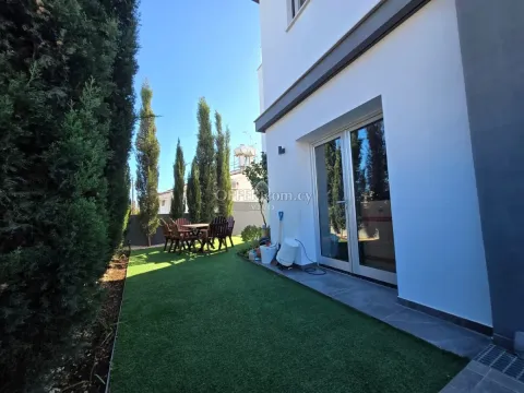 SEVEN BEDROOM VILLA FOR RENT IN YPSONAS LIMASSOL - 8