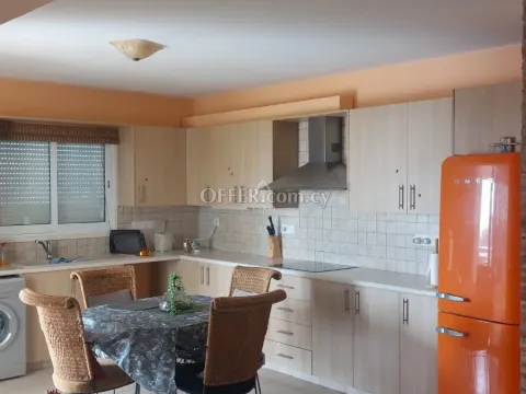 SPACIOUS THREE BEDROOM APARTMENT IN AP.ANDREAS LIMASSOL - 11