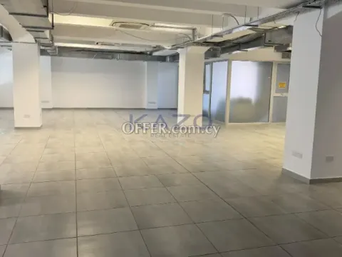 Ground Floor Mixed Use Commercial Space in Thriving Agios Athanasios - 6