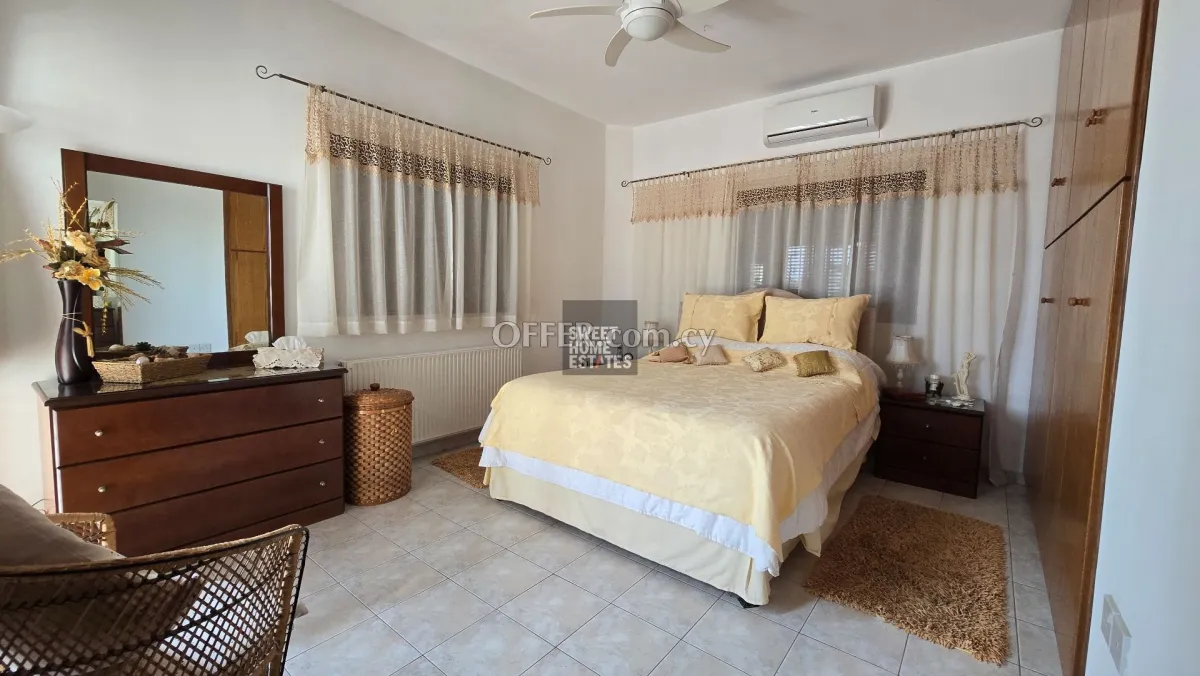 4-Bedroom Villa with Roof Garden and Title Deeds in Protaras - 9