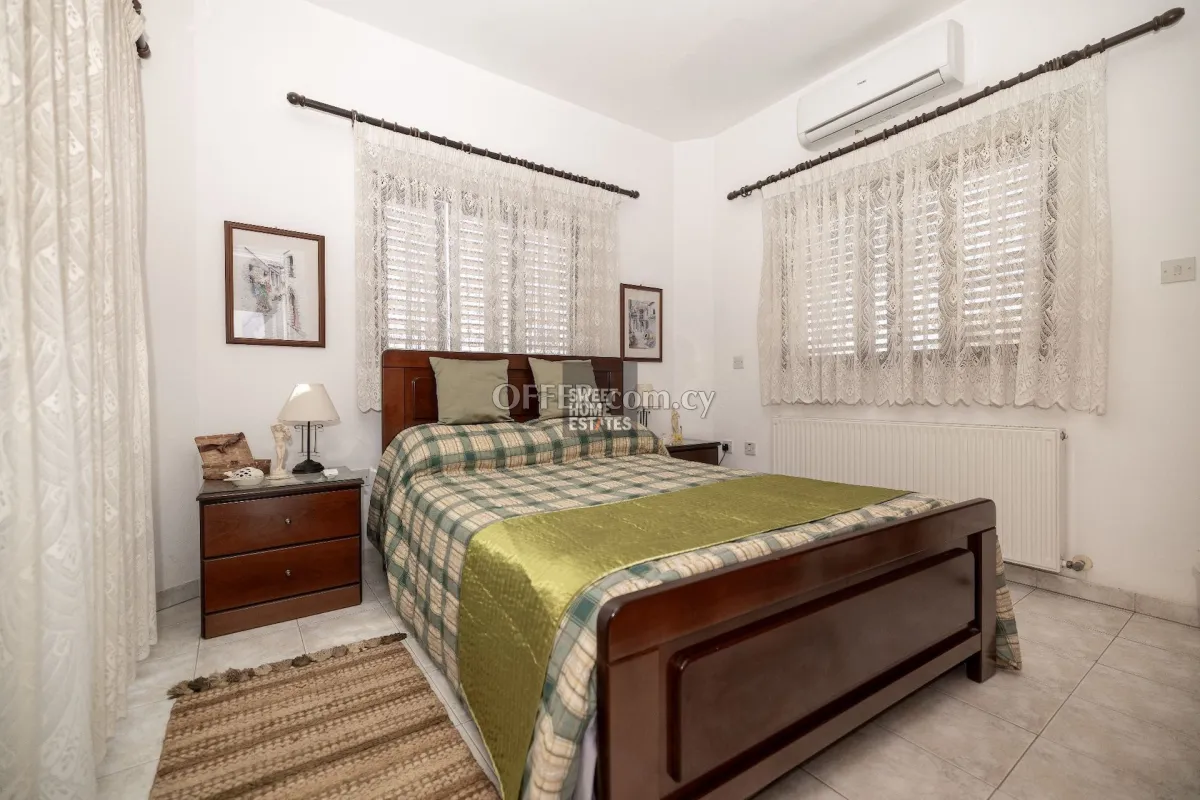 4-Bedroom Villa with Roof Garden and Title Deeds in Protaras - 5