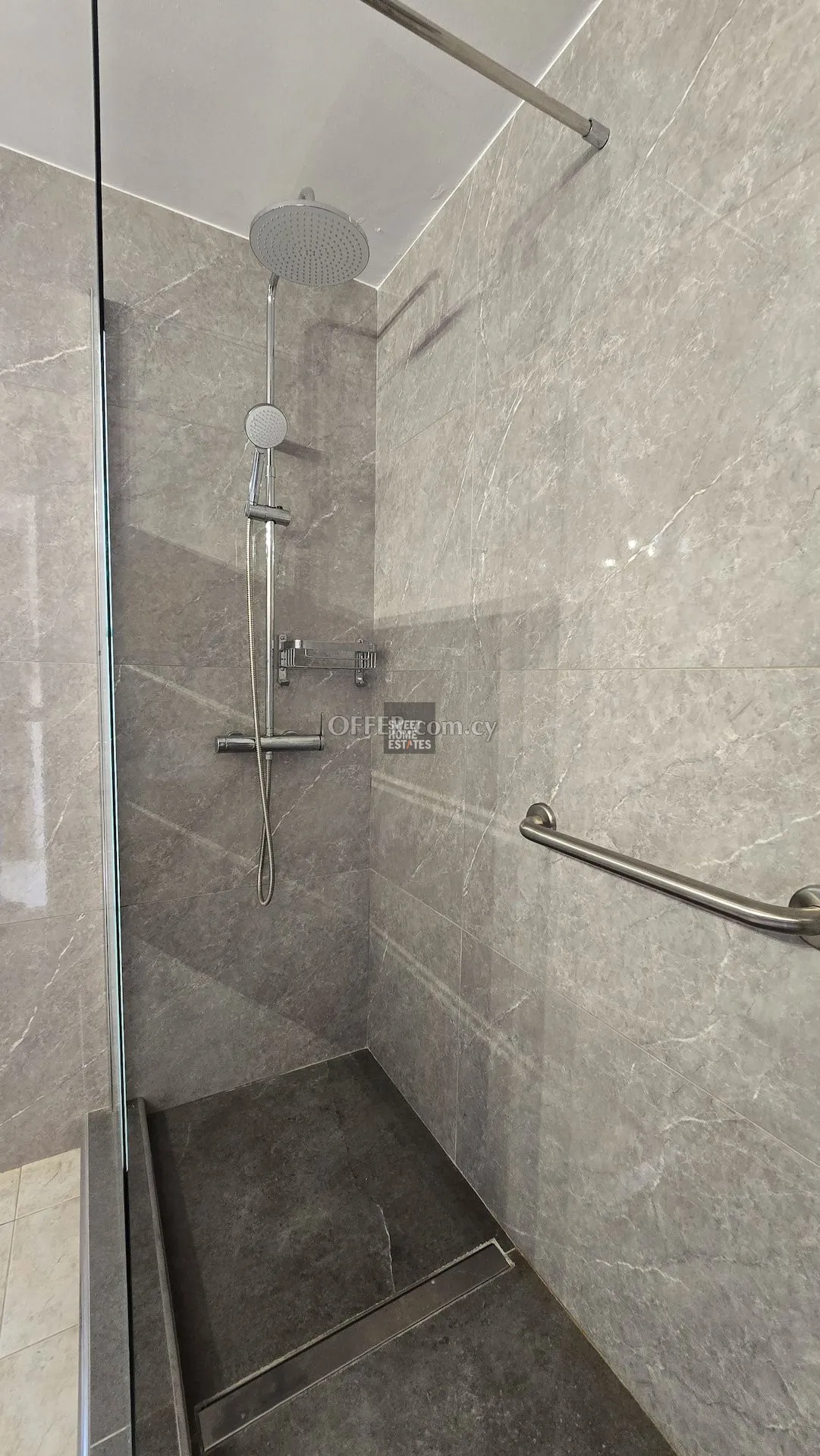 4-Bedroom Villa with Roof Garden and Title Deeds in Protaras - 3