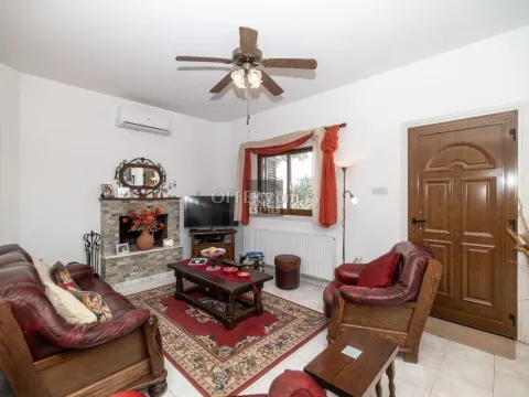4-Bedroom Villa with Roof Garden and Title Deeds in Protaras - 19