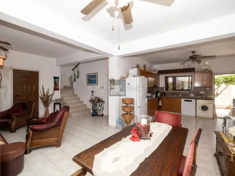 4-Bedroom Villa with Roof Garden and Title Deeds in Protaras - 18