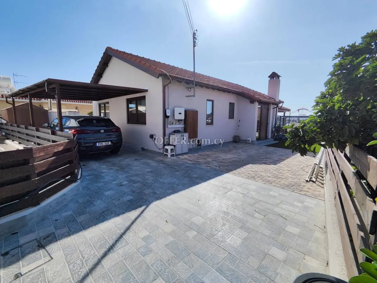 House (Detached) in Parekklisia, Limassol for Sale - 1