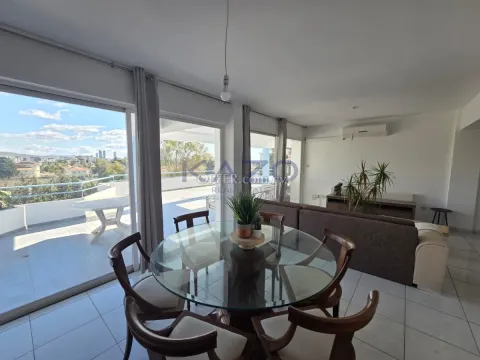 Spacious Four Bedroom Top Floor Apartment Neapolis - 5