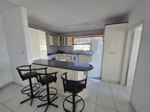 Spacious Four Bedroom Top Floor Apartment Neapolis - 2