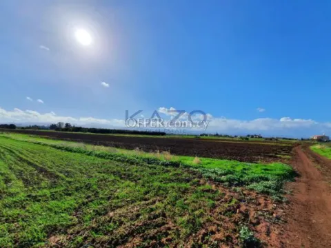 Large Residential Field for Sale Peristerona Village - Main Photo