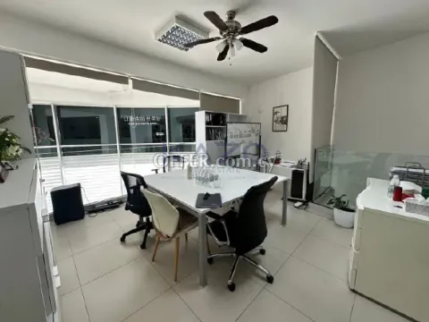 Excellent Retail Property in Mesa Geitonia - 8