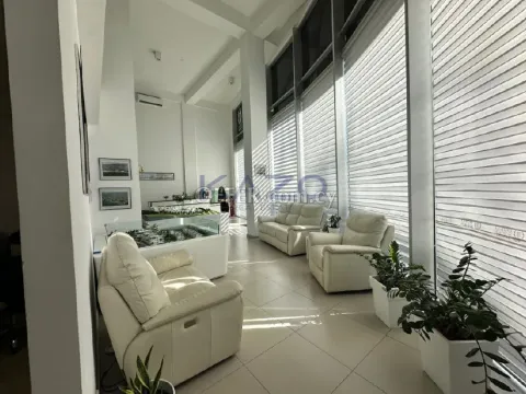 Excellent Retail Property in Mesa Geitonia - 5