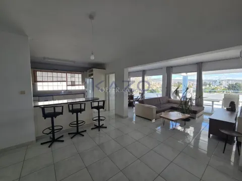 Spacious Four Bedroom Top Floor Apartment Neapolis - 9