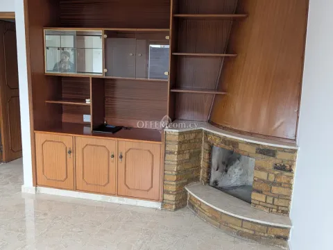 SPACIOUS THREE BEDROOM UPPER FLOOR RESIDENCE IN NAFI LIMASSOL CENTRE - 6