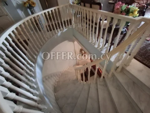 Villa that you recommend for a doctor's office, beauty salon, physiotherapy center, architectural office, etc. - 4
