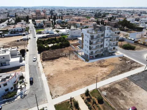 Beautiful Two Bedroom  Penthouse Apartment in Paralimni - 2