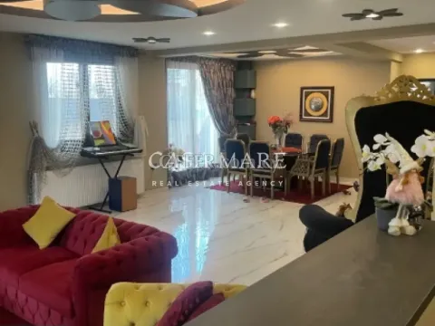 Semidetached house with 4 bedrooms in Agios Dometios, Nicosia - Main Photo