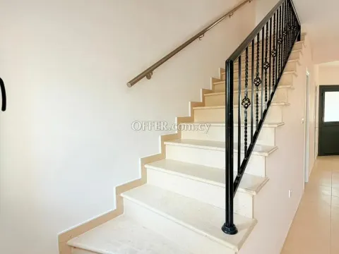 House (Maisonaitte) in Parklane area - 10