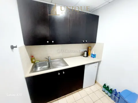 Furnished Office with Sea View in Central Paphos - 5