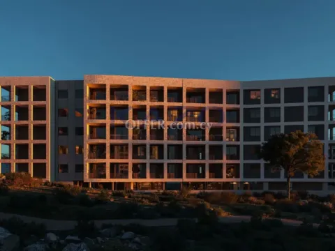 Prime Apartment in Agios Athanasios with Pool and Gym - Main Photo