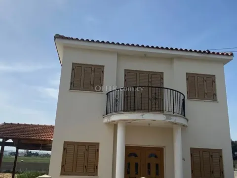 3-bedroom Detached Villa 200 sqm in Livadia - 3