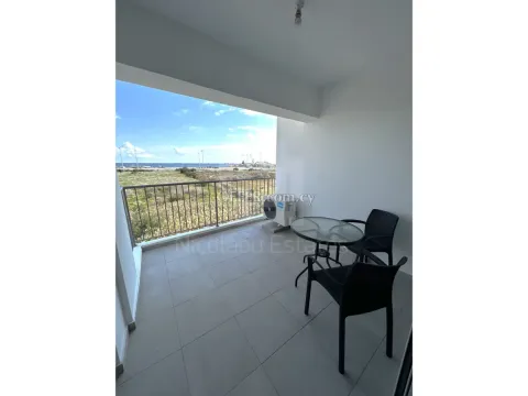 Two bedroom sea view apartment for rent in Larnaca Harbor - 5