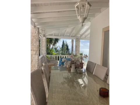 Charming villa with sea view walking distance to the beach - 9