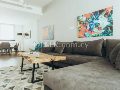 4 Bedroom penthouse furnished with private roof garden and communal pool - Main Photo