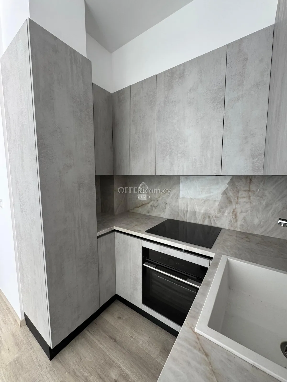 BRAND NEW THREE BEDROOM PENTHOUSE WITH SEA AND CITY VIEW IN KAPSALOS LIMASSOL - 6