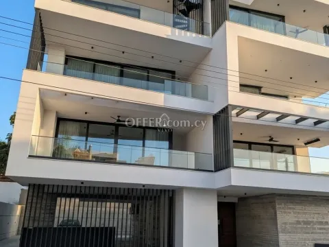 BRAND NEW THREE BEDROOM PENTHOUSE WITH SEA AND CITY VIEW IN KAPSALOS LIMASSOL - 11