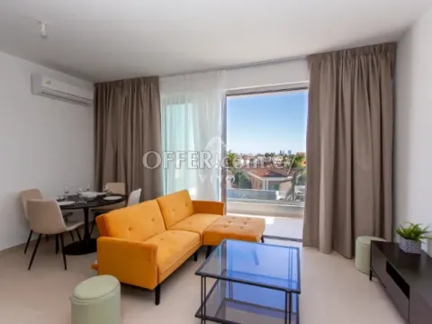 ONE BEDROOM APARTMENT WITH COMMUNAL ROOF GARDEN IN - 11