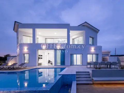 5 BEDROOM BEACHFRONT VILLA IN AGIOS THEODOROS - LARNACA - 11
