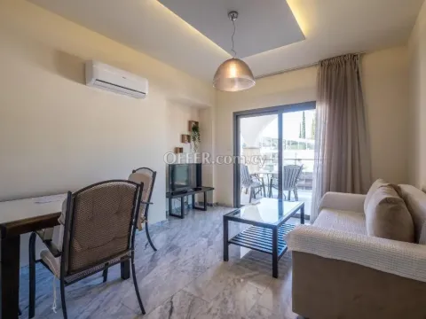 1 bedroom apartment with jacuzzi in Latchi Paphos - 8