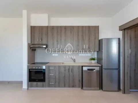 ONE BEDROOM APARTMENT WITH COMMUNAL ROOF GARDEN IN - 7