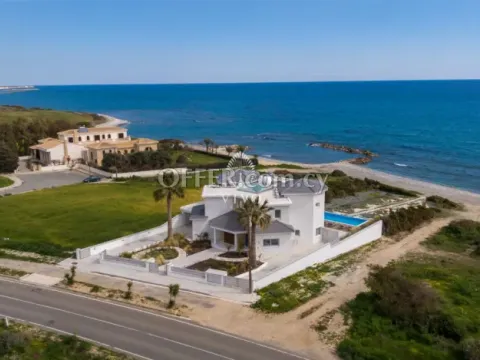 5 BEDROOM BEACHFRONT VILLA IN AGIOS THEODOROS - LARNACA - 6