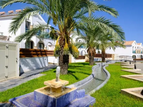 1 bedroom apartment with jacuzzi in Latchi Paphos - 3