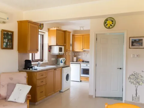 4-bedroom Detached Villa 245 sqm in Anogyra - 5