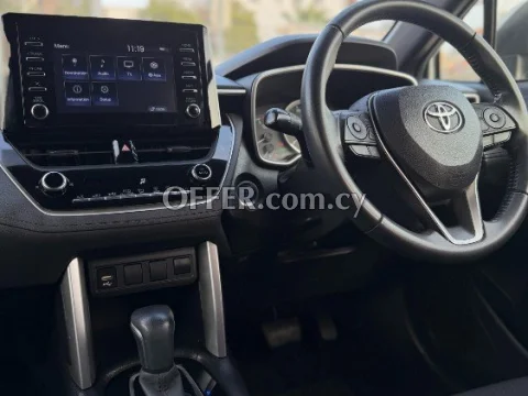 2022 Toyota Corolla Cross 1.8L Hybrid Automatic SUV - 2