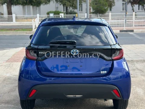 2021 Toyota Yaris 1.5L Hybrid Automatic Hatchback - 6