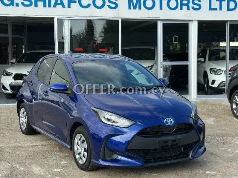 2021 Toyota Yaris 1.5L Hybrid Automatic Hatchback - Main Photo