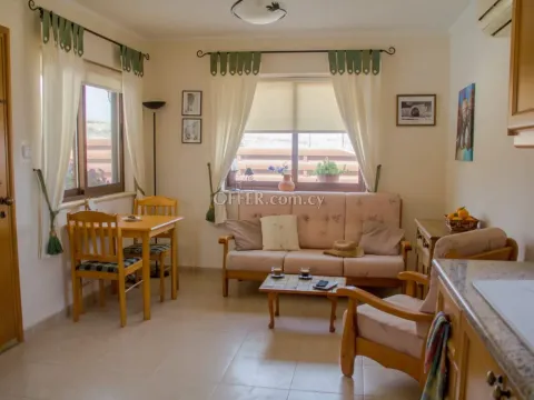 4-bedroom Detached Villa 245 sqm in Anogyra - 6