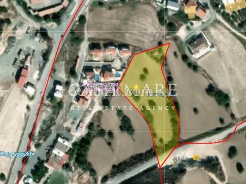 Two adjacent plots of land with a total area of 14,180 m²  in Choirokoitia Larnaca - 3