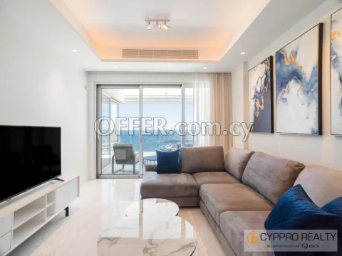 Luxurious 2 bedroom apartment in The Tower St. Raphael - 3