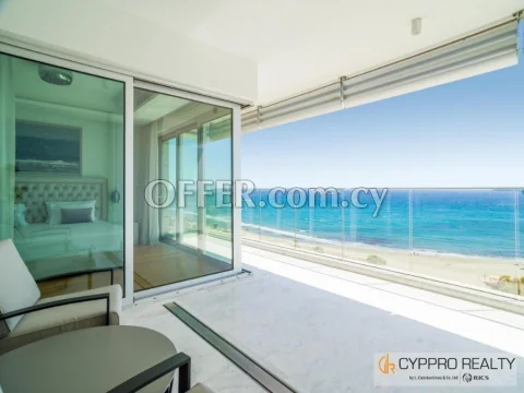 Luxurious 2 bedroom apartment in The Tower St. Raphael - Main Photo